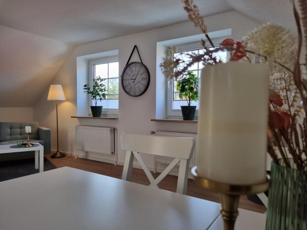 Ferienwohnungen Springer In Schoenefeld Ot Grossziethen Div Apartments Fuer Bis Zu 6 Personen Eksteriør bilde