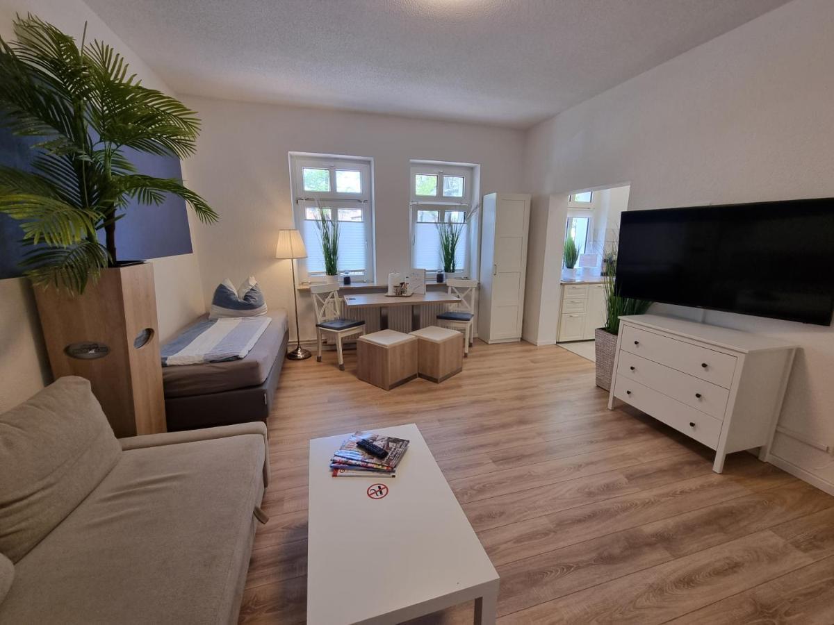 Ferienwohnungen Springer In Schoenefeld Ot Grossziethen Div Apartments Fuer Bis Zu 6 Personen Eksteriør bilde